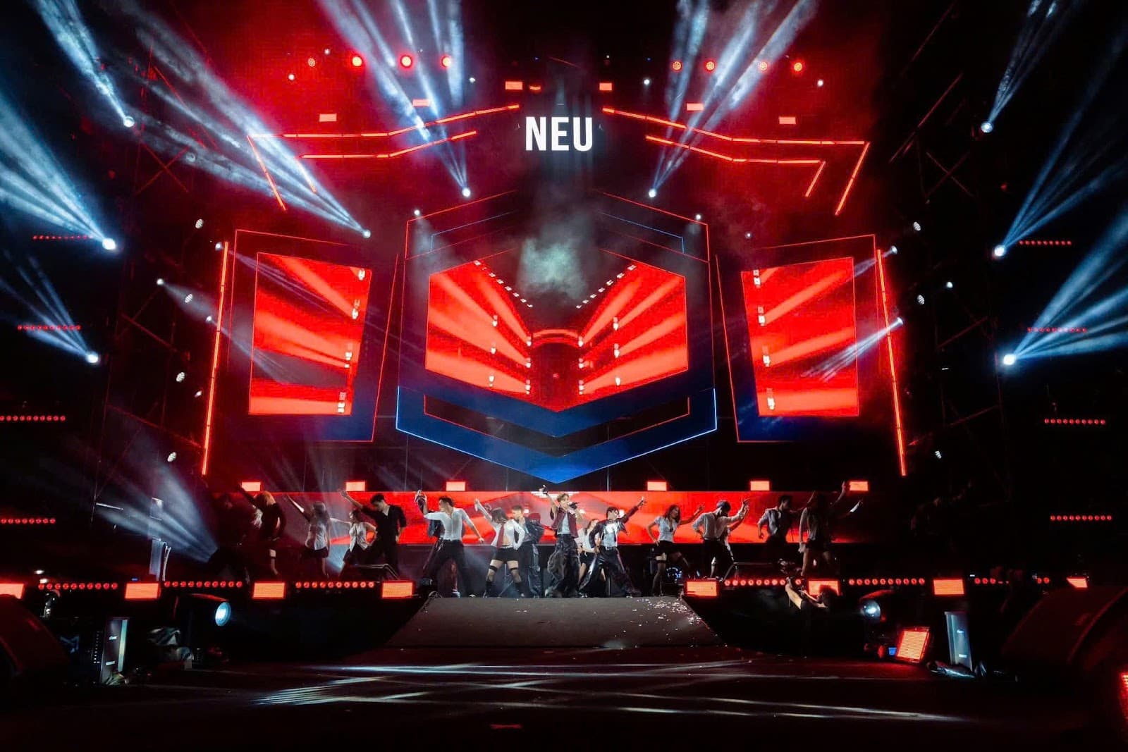 NEU CONCERT 2025
